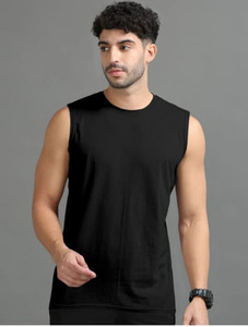 Stieby klubas Solid Men Round Neck Black T-Shirt