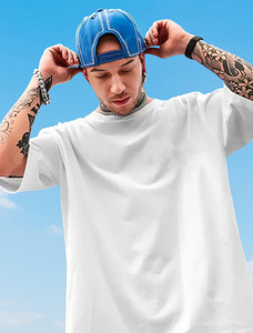 Kushi flyer Printed Men Round Neck White T-Shirt