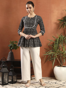 Kirnya Casual Printed Women Black Top