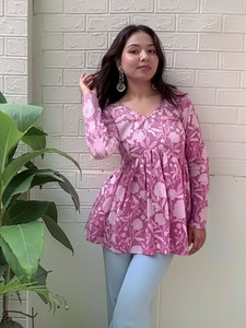 NAVYANKAA Women Printed Straight Kurta