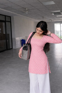 Shivifashion Women Floral Print A-line Kurta