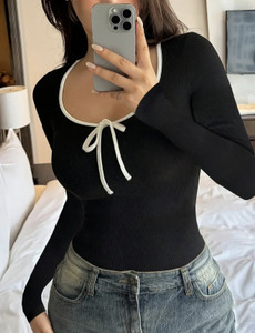PERFETTE WOLLO Casual Solid Women Black Top