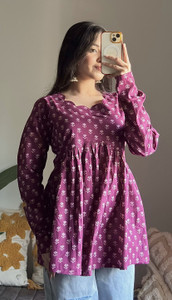 RADHAJITHELABLE Casual Printed Women Purple Top