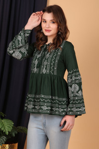 Taranjal Casual Printed Women Green Top
