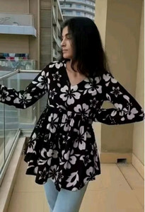 AAYAT CREATIONS Casual Floral Print Women Black, White Top