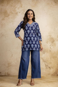 Unmani4U Casual Printed Women Blue Top