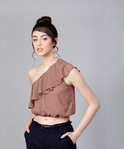 SASSAFRAS Casual No Sleeve Solid Women Maroon Top