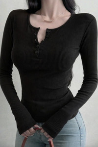 PERFETTE WOLLO Casual Solid Women Black Top