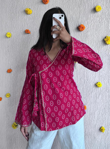 Vidusha Casual Printed Women Pink Top