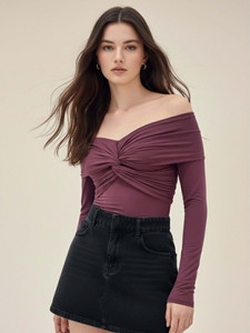 OUTZIDR Women Red Solid Party Top - Image 1