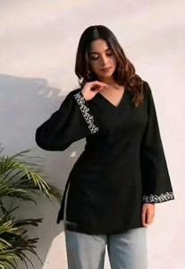 AGOKA Casual Floral Print Women Black Top