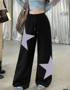 लुग्रांता महिलाओं के लिए प्रिंटेड काला ट्रैक पैंट