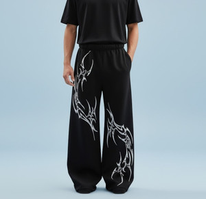 मैकार्थी पुरुषों के लिए प्रिंटेड काला ट्रैक पैंट