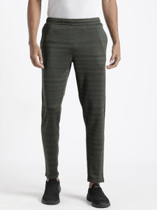 वाइल्डक्राफ्ट पुरुषों के लिए धारीदार हरा ट्रैक पैंट