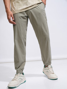 HIGHLANDER Relaxed Men Green Trousers