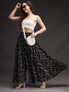 SCUBE DESIGNS Flared Women Black Trousers