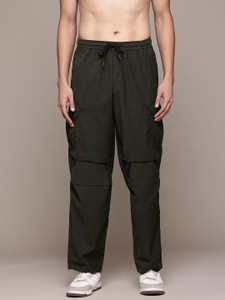 Roadster Loose Fit Men Green Trousers