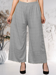VESTIYAPLUS Relaxed Women Grey Trousers