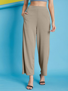 Selvia Relaxed Women Beige Trousers