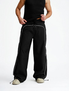 LEXREX Loose Fit Men Black Trousers - Image 5