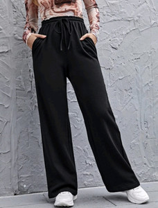 PERFETTE WOLLO Regular Fit Women Black Trousers