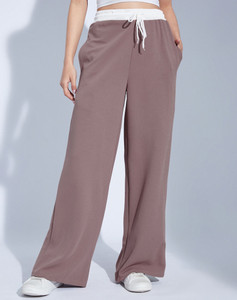 Selvia Relaxed Women Purple Trousers