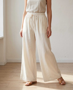 VRISE Straight Fit Women Cream Trousers