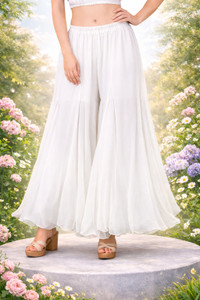Kicha Relaxed Women White Trousers