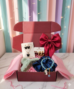 Divyyam Trendz Gift Box Gift Set