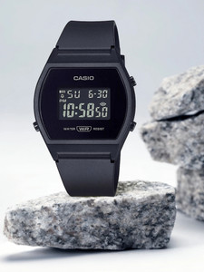 CASIO D215 (LW-204-1BDF) Vintage Black Dial Black Resin Strap घड़ी - पुरुषों और महिलाओं के लिए