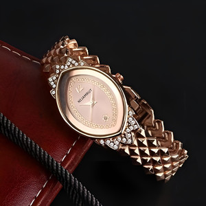 NIJAMRUT DRW25 ROSEGOLD FISH SHAPE WOMEN WATCH Trending Womens Oval case Analog Wrist Watch With Stylish Metal Bracelet Strap Analog Watch  - For Women