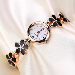 Endeavour 3 Petal Bracelet Rose Gold Pink 3 petal Flower Studded Gift on Girls Watch for Women Analog Watch  - For Women