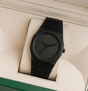 Diaggro A1006 Lightweight, Resham-Feel Smooth Strap, Water Resistant Analog Watch - For Men