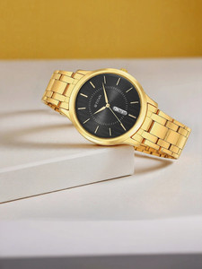 Titan 1825YM02 Titan Karishma With Day & Date Black Dial Gold Stainless Steel Strap Analog Watch  - For Men