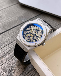MAAZFABRICS Men's Analog Watch - Image 4