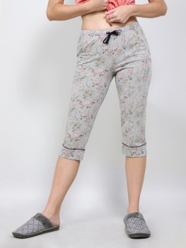 Women's Super Combed Cotton Elastane Stretch Slim Fit Printed Capri with  Side Pockets - Rosewine Print