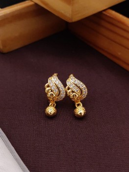 double cc earrings