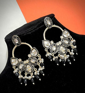 Jewel hut earrings sales
