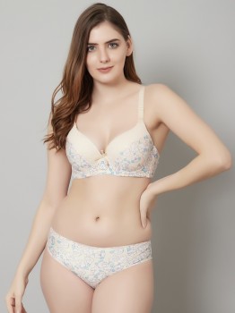 PrettyCat Lingerie Set - Buy PrettyCat Lingerie Set Online at Best