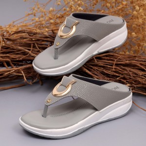 DO BHAI Women Grey Wedges - Buy Grey Color DO BHAI Women Grey Wedges Online  at Best Price - Shop Online for Footwears in India