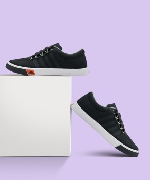 Lancer canvas shoes outlet flipkart