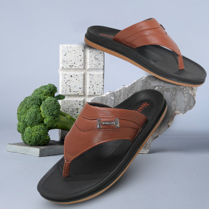 Mens slippers under 2025 300