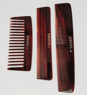 Roots deals hair comb