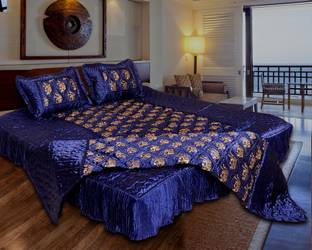 Ooltah Chashma Satin Double King Sized Bedding Set