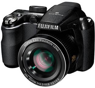 FUJIFILM FinePix S3300 Point & Shoot Camera