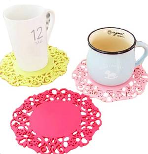 Nema Round Reversible Acrylic Coaster Set