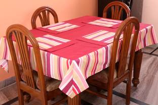 Dekor World Printed 4 Seater Table Cover