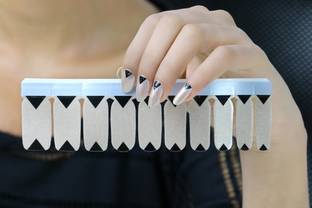 REPUBLIC OF SKIN LONDON Nail Polish Stickers - Bronze Age