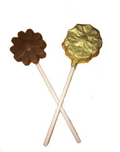 Swankit's Homemade Flower Shape Candy Lolipop Milk Chocolate 120 g Crackles