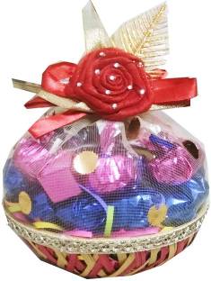 Swankit's Gift Basket With Fruit & Nut Centre Filled Chocolates 200 g Crackles